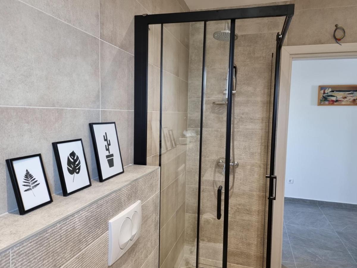 Vale Mare Apartment Opatija Eksteriør billede