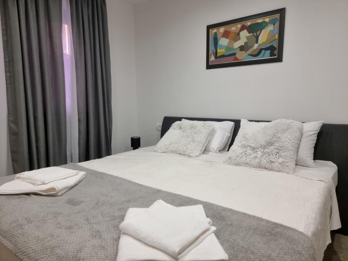 Vale Mare Apartment Opatija Eksteriør billede