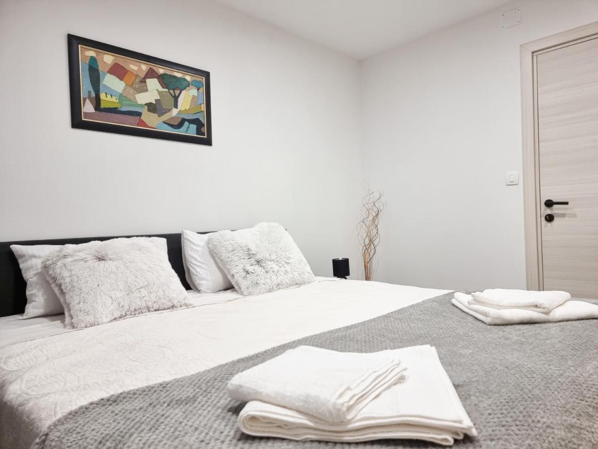 Vale Mare Apartment Opatija Eksteriør billede