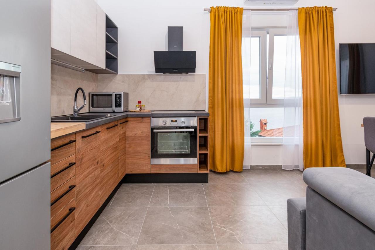Vale Mare Apartment Opatija Eksteriør billede